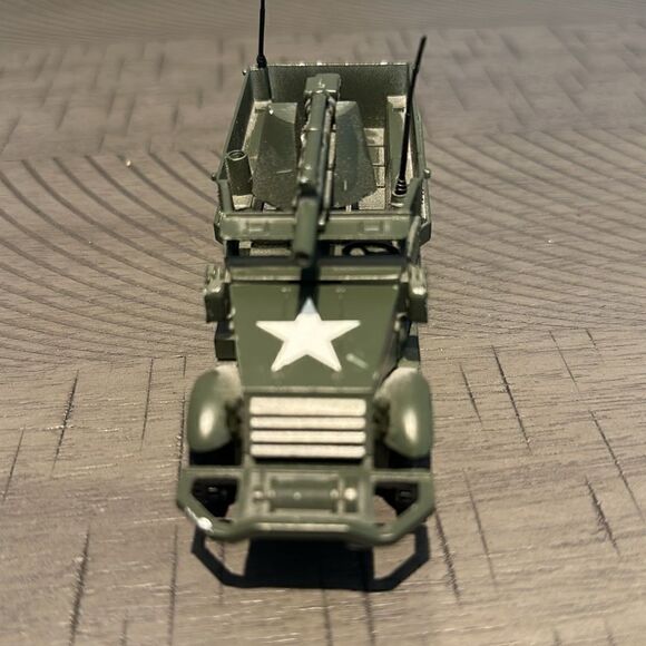 Lot of 3 Military Army Toy Collectables - Picture 4 of 10